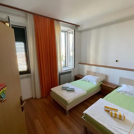 Center - 5 Min Walk To Everything Important Rijeka