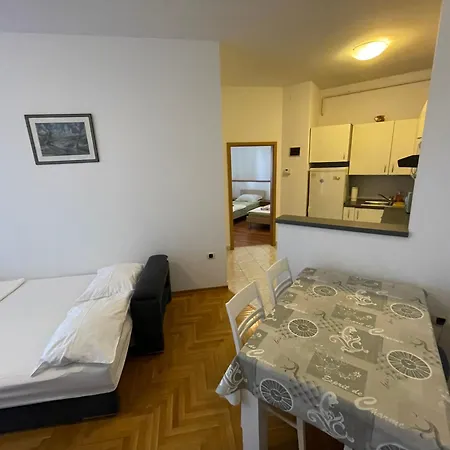 Center - 5 Min Walk To Everything Important Apartmán